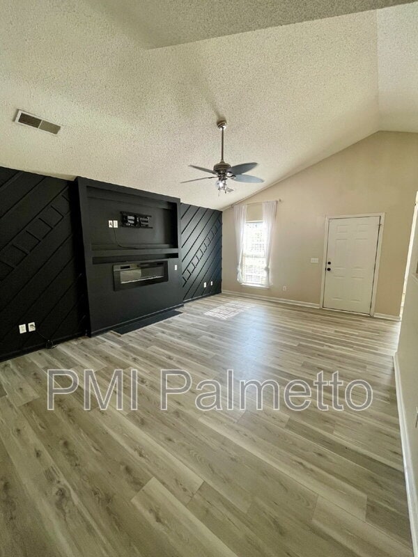 221 Whixley Ln in Columbia, SC - Building Photo - Building Photo