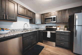 Wynnwood at Freedom Road in Cranberry Township, PA - Building Photo - Building Photo