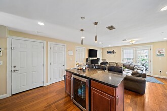 32 Adamson St in Boston, MA - Building Photo - Building Photo