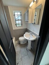 929 W 27th St in Jacksonville, FL - Foto de edificio - Building Photo