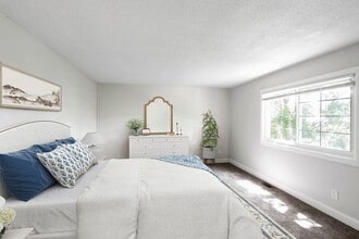 Lake Shore Park Apartments in Watervliet, NY - Building Photo - Building Photo