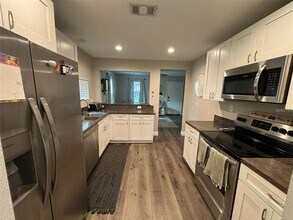 2007 E Henry Ave in Tampa, FL - Building Photo - Building Photo