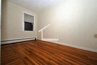 930 Beacon St in Boston, MA - Building Photo - Building Photo