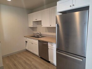 195 Hacienda Loop in Bullhead City, AZ - Building Photo - Building Photo