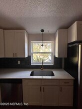 6117 Clifton Ave in Jacksonville, FL - Building Photo - Building Photo