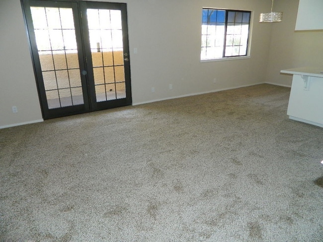 4340 Sanderling Cir, Unit 76 in Las Vegas, NV - Building Photo - Building Photo