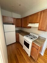 1189 Commonwealth Ave, Unit 1 in Boston, MA - Building Photo