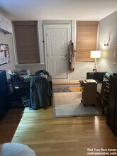 583 Beacon St, Unit B in Boston, MA - Building Photo - Building Photo