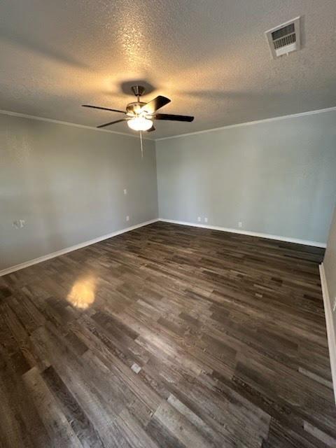 108 Veazey Dr in Gatesville, TX - Building Photo - Building Photo
