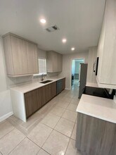 871 SW Dalton Ave in Port St. Lucie, FL - Building Photo - Building Photo