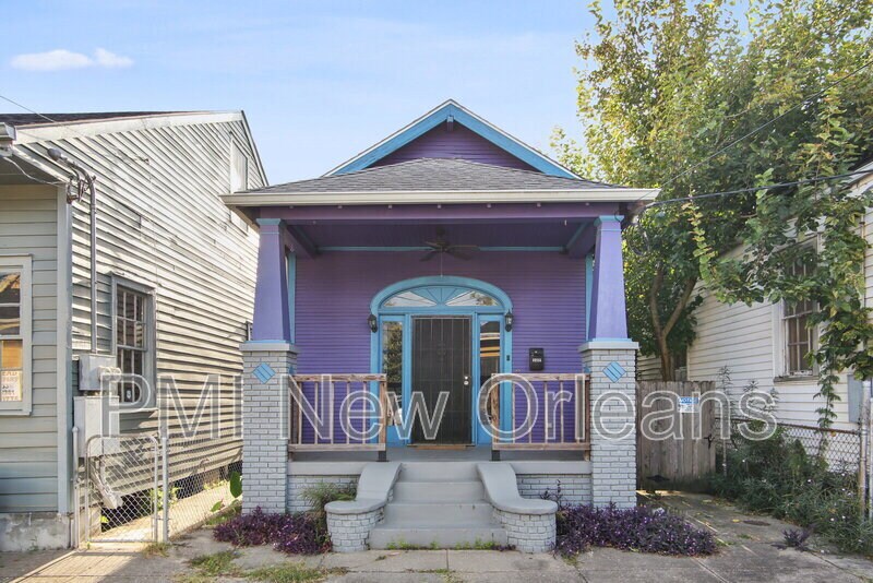 1225 St Ferdinand St in New Orleans, LA - Building Photo