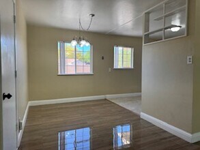 289 Sawyer Way in Sparks, NV - Building Photo - Building Photo