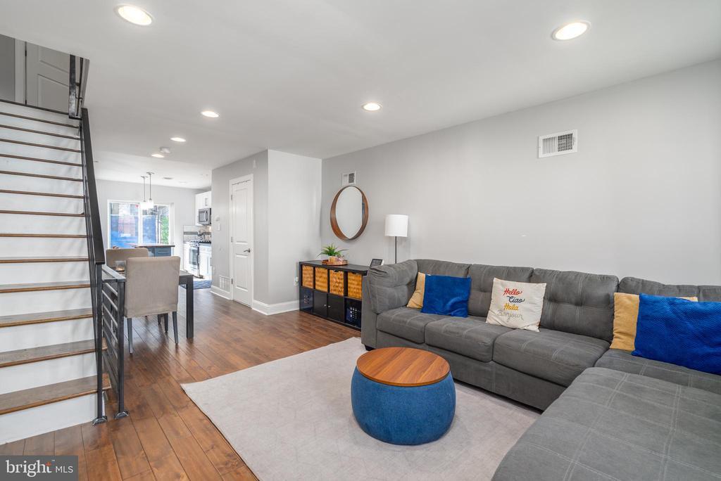 2012 Pierce St in Philadelphia, PA - Building Photo