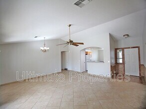 4611 N 87th Ave in Phoenix, AZ - Building Photo - Building Photo