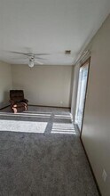 215 Jewel Dr in Ames, IA - Building Photo - Building Photo