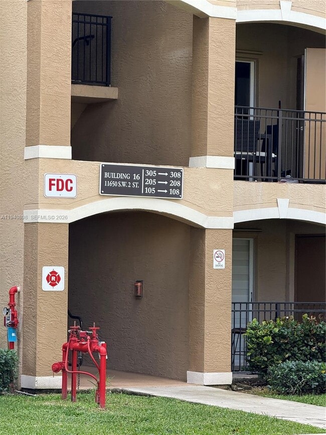 11650 SW 2nd St in Pembroke Pines, FL - Building Photo - Building Photo