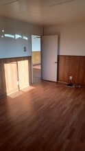 6011 Emerson St, Unit 615 in Bladensburg, MD - Foto de edificio - Building Photo