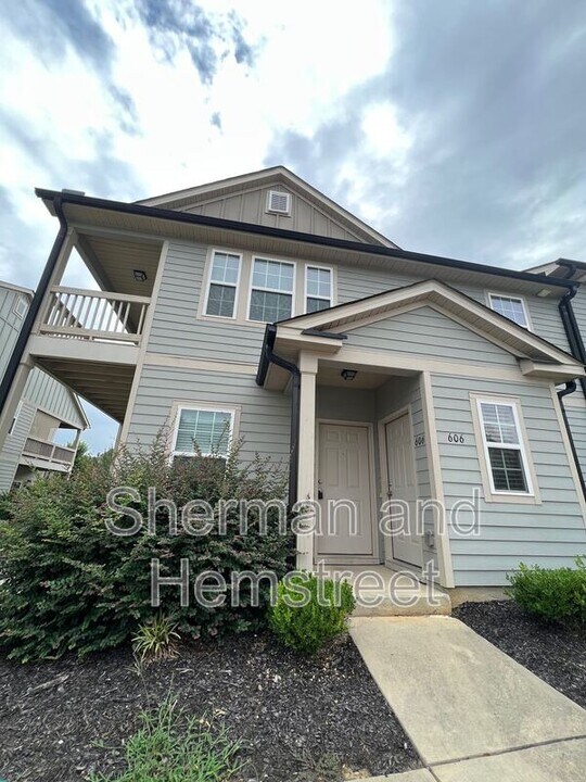 606 Joiner Cir in Grovetown, GA - Building Photo