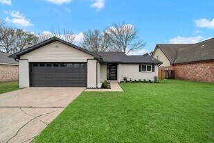 18006 Autumn Hills Dr in Katy, TX - Building Photo