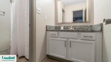 4301 Mill Village Rd in Raleigh, NC - Foto de edificio - Building Photo