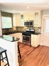 1403 Hillside Ave in Austin, TX - Building Photo - Building Photo