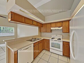 1005 Reynolds Ct in Oviedo, FL - Building Photo - Building Photo
