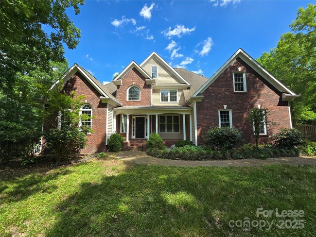 property at 409 Foxglove Ln