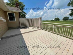 4603 S Bloomingport Rd in Winchester, IN - Building Photo - Building Photo