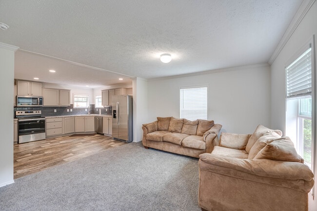 1480 Gulley River Rd in Harrogate, TN - Building Photo - Building Photo