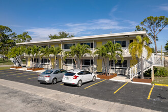 Riverland Court Apartments in Fort Lauderdale, FL - Foto de edificio - Primary Photo