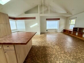 1256 Hopkins St in Berkeley, CA - Building Photo - Building Photo