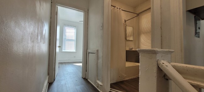 146 N Peach St in Philadelphia, PA - Building Photo - Building Photo