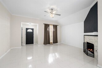 21014 Carmel Valley Dr in Katy, TX - Building Photo - Building Photo