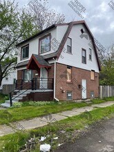 19269 Hawthorne St in Highland Park, MI - Building Photo - Building Photo