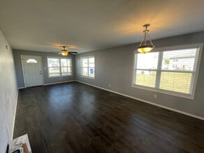909 Jackalope Ct in Junction City, KS - Building Photo - Building Photo