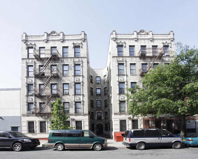 572-576 W 187th St in New York, NY - Foto de edificio - Building Photo