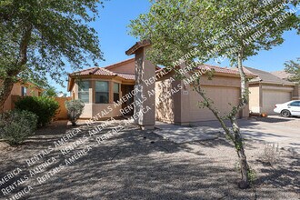 5614 W Lydia Ln in Phoenix, AZ - Building Photo - Building Photo
