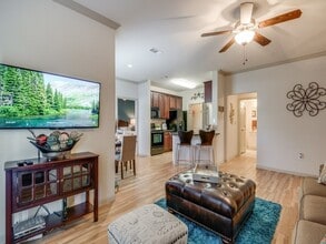 Lookout Hollow in Selma, TX - Foto de edificio - Building Photo