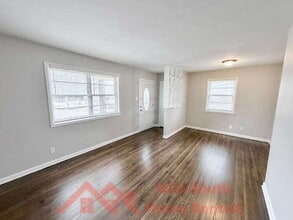 3308 E Rosita Cir in Memphis, TN - Building Photo - Building Photo