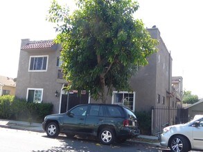 1377 Warren Ave in Long Beach, CA - Building Photo - Building Photo