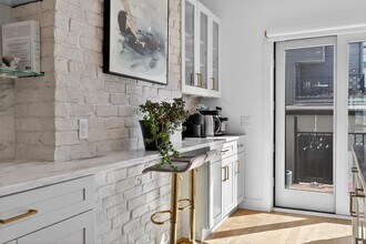 303 4th St in Jersey City, NJ - Building Photo - Building Photo