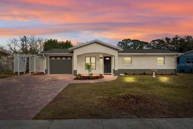 157 Alhambra Ave