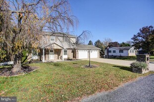 510 Nottingham Dr in Chambersburg, PA - Building Photo