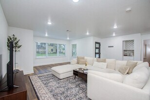 8314 Greenbush St in Houston, TX - Building Photo