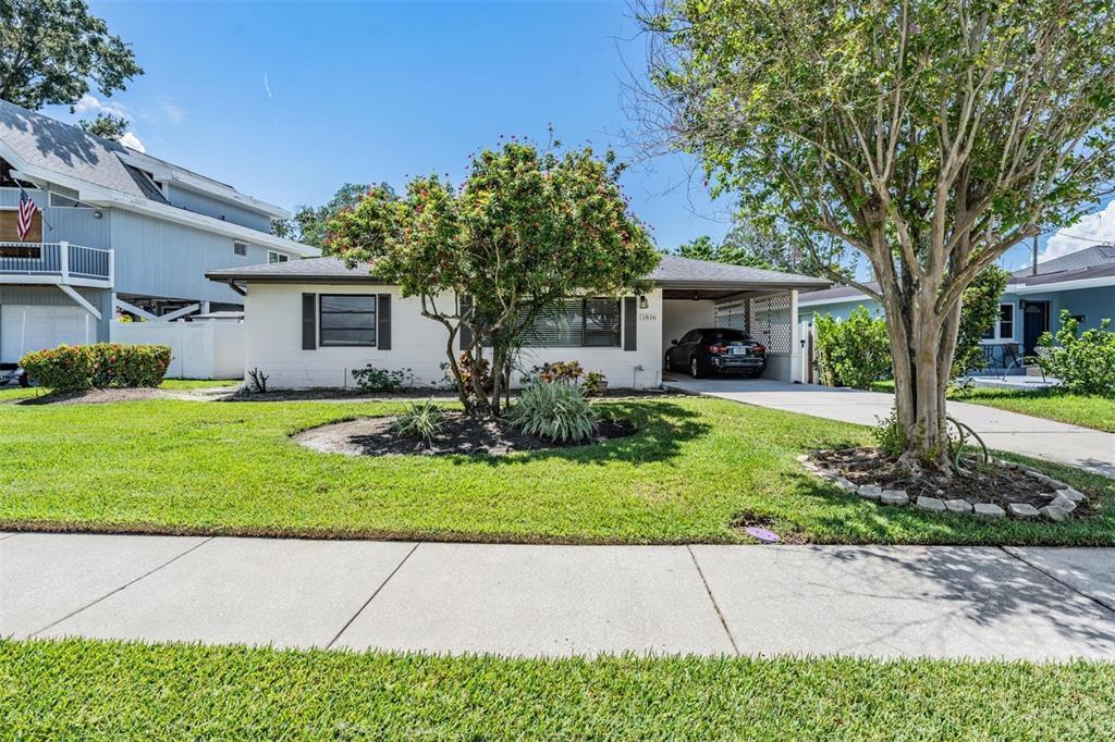 1816 Bayou Grande Blvd NE in St. Petersburg, FL - Building Photo