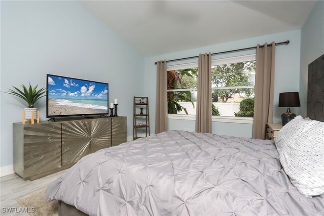 property at 1511 Whispering Oaks Cir