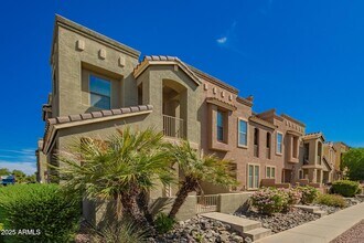 6710 E University Dr in Mesa, AZ - Building Photo - Building Photo
