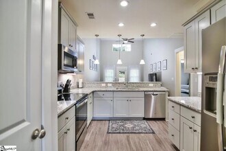 826 Stonebriar St in Simpsonville, SC - Building Photo - Building Photo