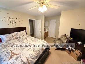 510 Berwick Dr in Raeford, NC - Building Photo - Building Photo