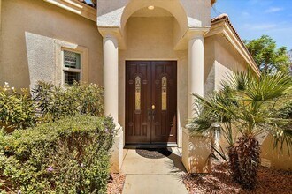 49580 Wayne St in Indio, CA - Foto de edificio - Building Photo
